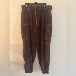 Forever 21 brown corduroy cargo jogger pants